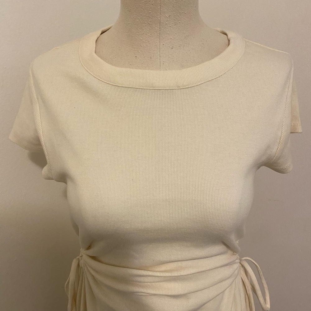 Melrose and Market Cream Gathered Midi Dress - Picture 3 of 9